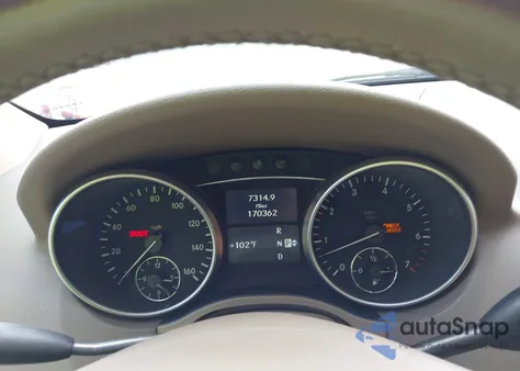 2011 Mercedes-Benz Ml 350 4Matic z USA, uszkodzony, nr VIN 4JGBB8GB0BA669189